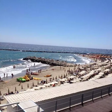 Apartment Petit Avec Classe Sanremo
