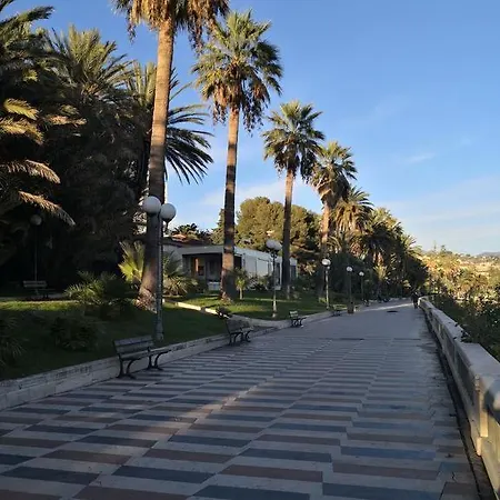 Appartement Petit Avec Classe San Remo