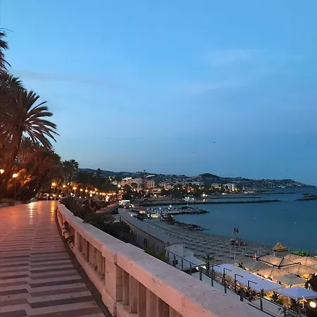 Petit Avec Classe * Sanremo